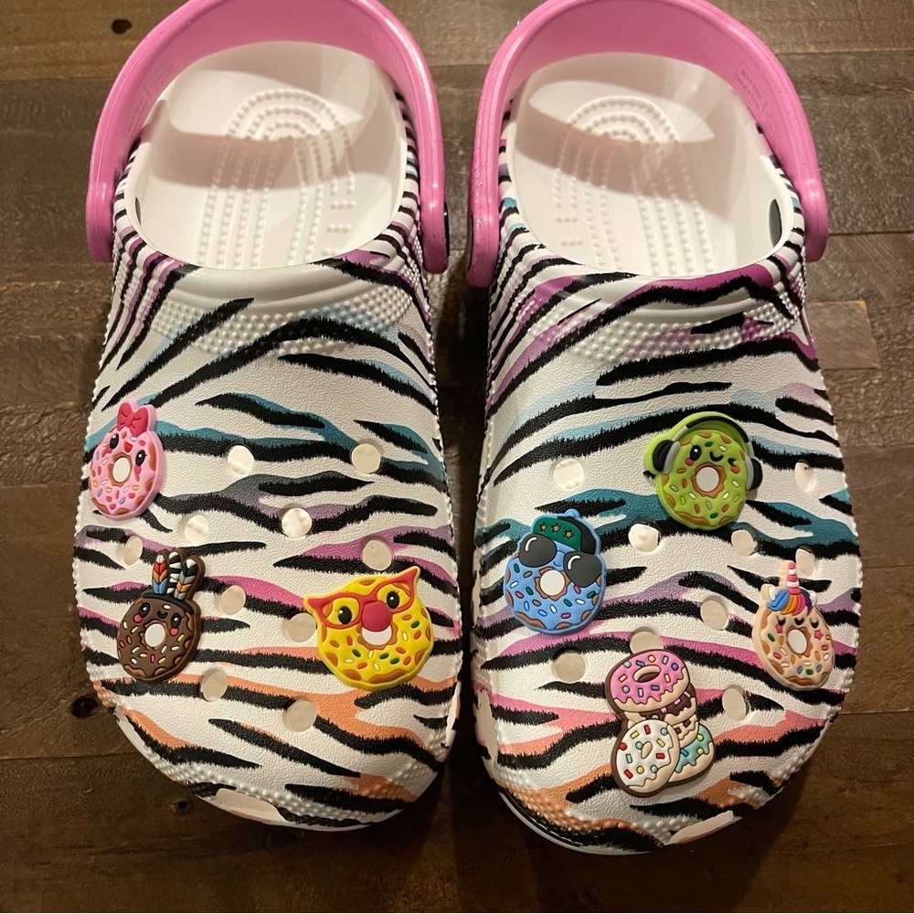 7‎ Piece Donut Crocs Charm Set